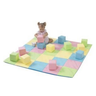 Colchoneta asociación 1.50 x 1..50 y cubos