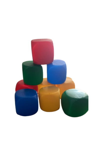 Cubos colores o dados de puntos